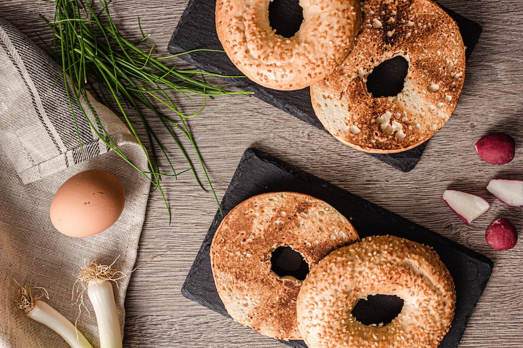 how to start a bagel shop