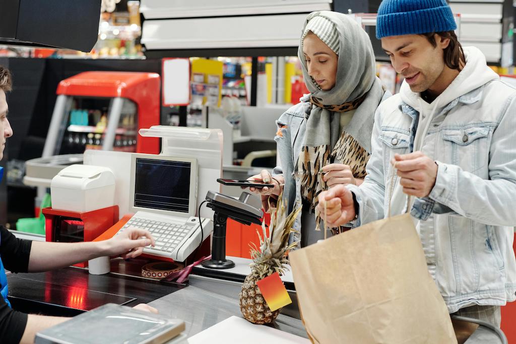 편의점 사업 계획: 조직 구조 및 관리