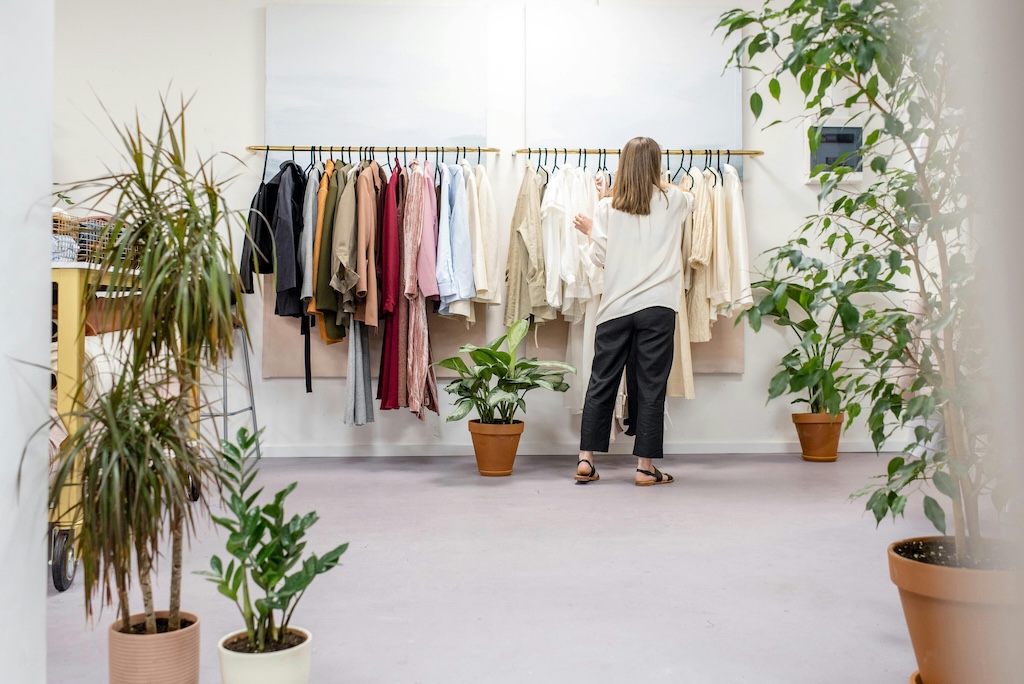 Explore our retail store business plan sample. Discover templates and examples to help you create a successful business strategy and thrive in retail.